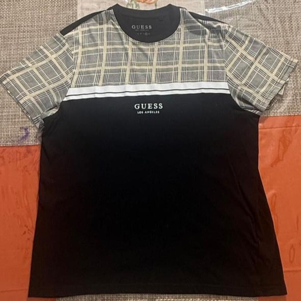 Guess Men's Black plaid pattern T-shirt s XL